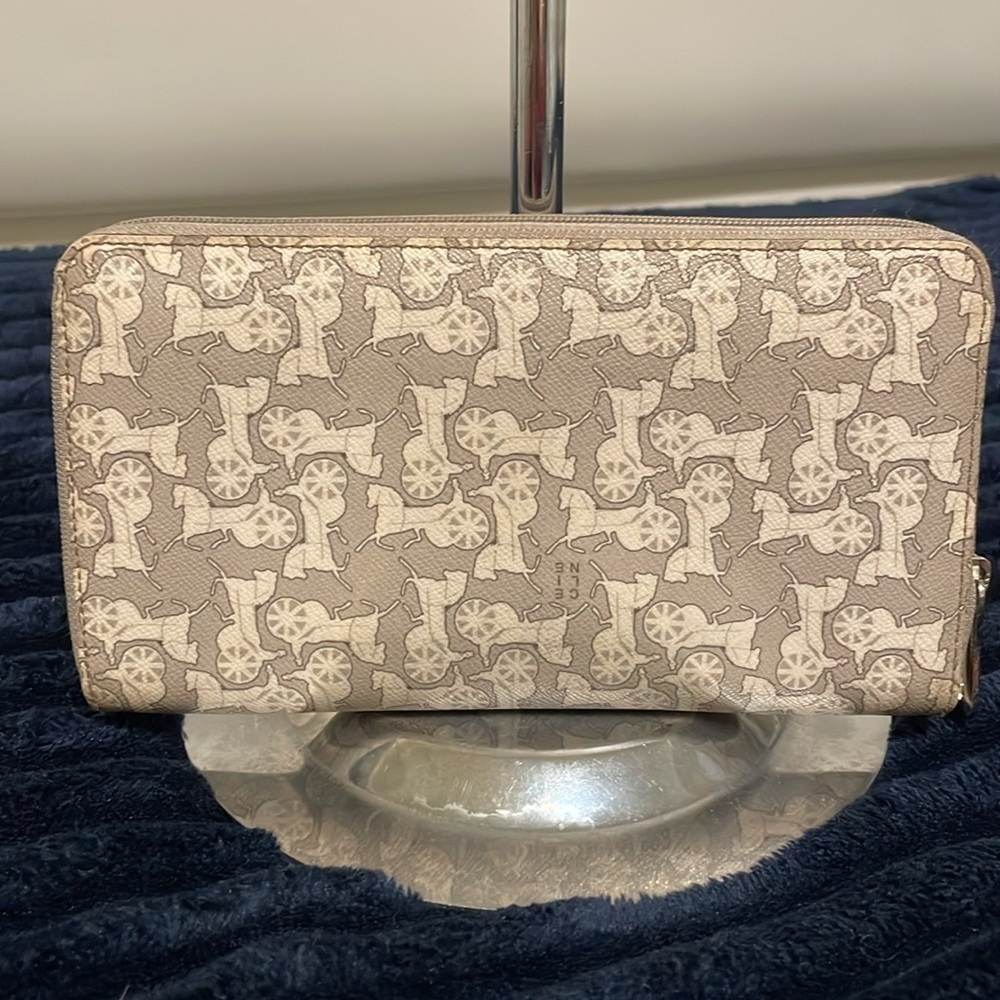 Celine Zippy Wallet - Picture 3 of 13